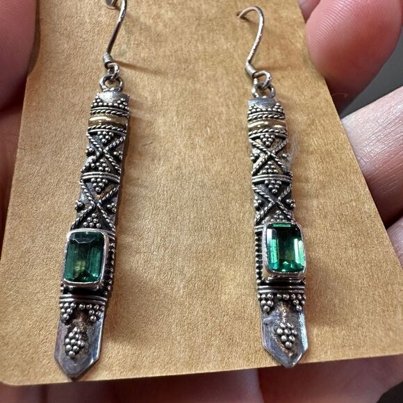 Beautiful green quartz and sterling silver dangle earrings! - Picture 8 of 10
